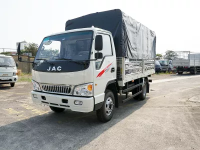 THAY KÍNH XE Ô TÔ tải JAC 5 tấn tận nơi